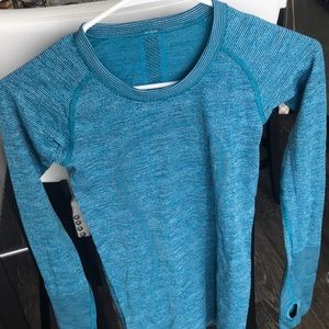 Swift tech long sleeve shirt